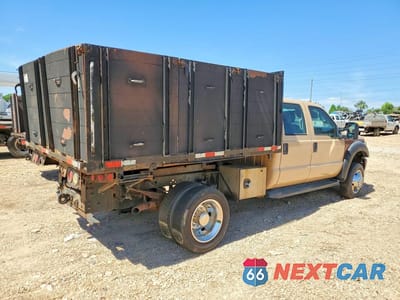 Trzecie zdjęcie samochodu z tyłu: 2013 FORD F450 SUPER DUTY VIN:1FDGW4GY3DEA10347 - miniatura