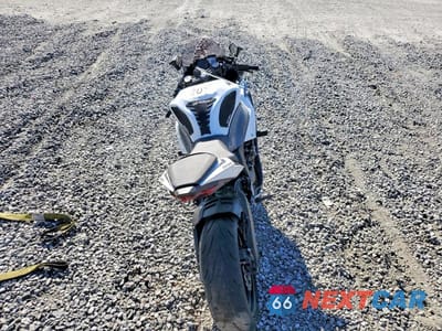 Zdjęcie 6 z 9 samochodu: 2021 KAWASAKI ZX636 K VIN:JKBZXJH11MA008393 - miniatura