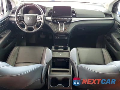 Zdjęcie 8 z 13 samochodu: 2025 HONDA ODYSSEY EXL VIN:5FNRL6H67SB051462 - miniatura
