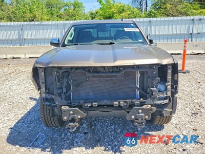 Piąte zdjęcie samochodu w środku: 2015 CHEVROLET SILVERADO K1500 HIGH COUNTRY VIN:3GCUKTEC9FG530293 - miniatura