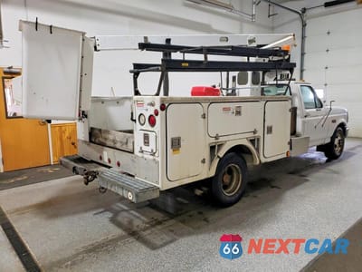 Trzecie zdjęcie samochodu z tyłu: 1997 FORD F350 VIN:1FDKF37G2VEB09481 - miniatura