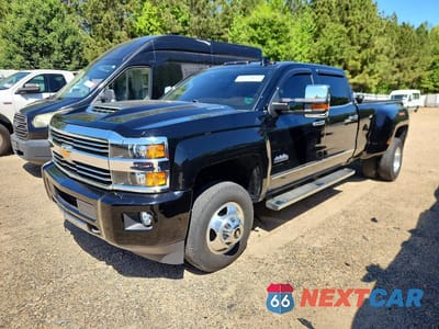 2017 CHEVROLET SILVERADO K3500 HIGH COUNTRY 1GC4K1EY7HF204495 - główne zdjęcie licytacji z USA - miniatura