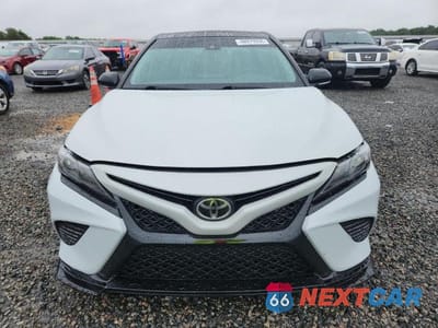 Piąte zdjęcie samochodu w środku: 2021 TOYOTA CAMRY TRD VIN:4T1KZ1AK7MU052563 - miniatura