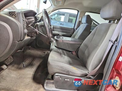 Zdjęcie 7 z 12 samochodu: 2008 CHEVROLET SILVERADO K1500 VIN:3GCEK13378G250970 - miniatura