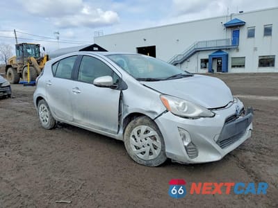 Czwarte zdjęcie samochodu z boku: 2016 TOYOTA PRIUS C ONE VIN:JTDKDTB30G1133724 - miniatura