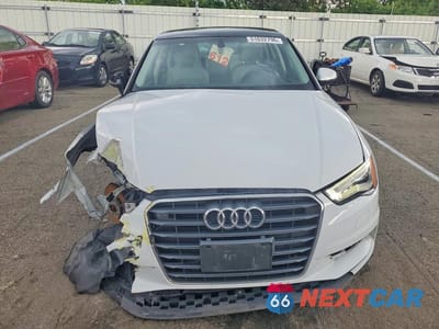 Piąte zdjęcie samochodu w środku: 2015 AUDI A3 PREMIUM VIN:WAUACGFF8F1128325 - miniatura