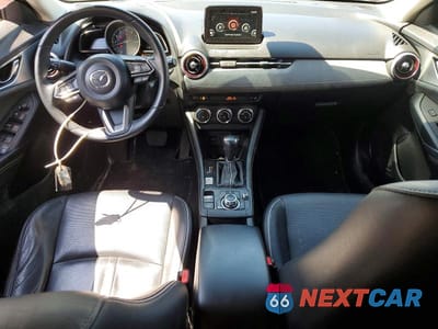 Zdjęcie 8 z 12 samochodu: 2021 MAZDA CX-3 GRAND TOURING VIN:JM1DKFD77M1510139 - miniatura