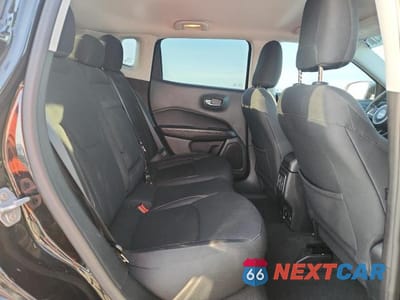 Zdjęcie 10 z 11 samochodu: 2019 JEEP COMPASS SPORT VIN:3C4NJCAB3KT636602 - miniatura