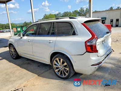 Drugie zdjęcie samochodu z przodu: 2017 VOLVO XC90 T6 VIN:YV4A22PKXH1132929 - miniatura