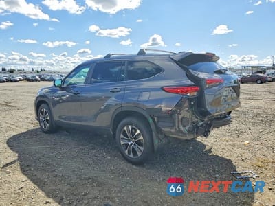 Drugie zdjęcie samochodu z przodu: 2024 TOYOTA HIGHLANDER XLE VIN:5TDKDRBH8RS568852 - miniatura