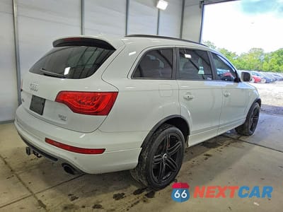 Trzecie zdjęcie samochodu z tyłu: 2015 AUDI Q7 PRESTIGE VIN:WA1DGAFE2FD021059 - miniatura