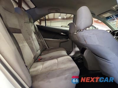 Zdjęcie 10 z 12 samochodu: 2014 TOYOTA CAMRY LE VIN:4T4BF1FK7ER416750 - miniatura