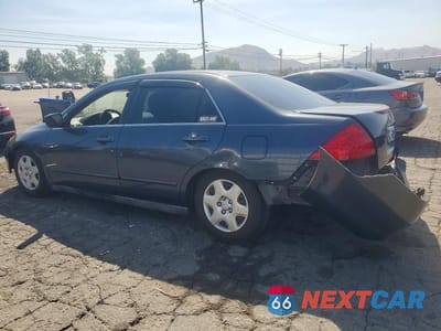 Drugie zdjęcie samochodu z przodu: 2007 HONDA ACCORD LX VIN:1HGCM56407A218440 - miniatura