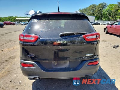 Zdjęcie 6 z 12 samochodu: 2018 JEEP CHEROKEE LATITUDE VIN:1C4PJLCB4JD590479 - miniatura
