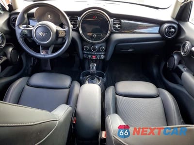 Zdjęcie 8 z 14 samochodu: 2022 MINI COOPER S VIN:WMW53DK05N2R25318 - miniatura