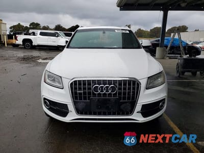 Piąte zdjęcie samochodu w środku: 2014 AUDI Q5 PREMIUM PLUS VIN:WA1DGAFP9EA082152 - miniatura