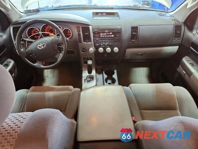 Zdjęcie 8 z 12 samochodu: 2010 TOYOTA TUNDRA DOUBLE CAB SR5 VIN:5TFUY5F1XAX158037 - miniatura