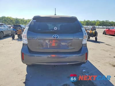 Zdjęcie 6 z 12 samochodu: 2013 TOYOTA PRIUS V THREE VIN:JTDZN3EU0D3187413 - miniatura