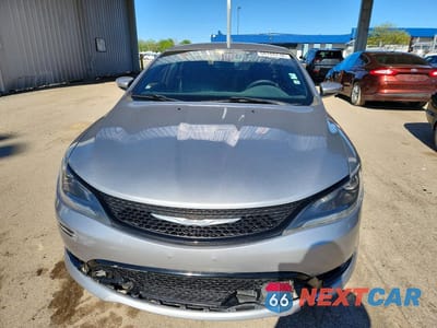 Piąte zdjęcie samochodu w środku: 2015 CHRYSLER 200 S VIN:1C3CCCBBXFN647039 - miniatura