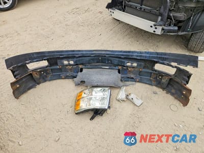 Zdjęcie 12 z 13 samochodu: 2007 CHEVROLET SILVERADO K1500 CREW CAB VIN:2GCEK13M171537611 - miniatura