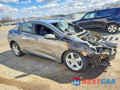 Czwarte zdjęcie samochodu z boku: 2017 CHEVROLET VOLT LT VIN:1G1RA6S54HU124978 - miniatura