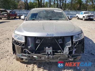 Piąte zdjęcie samochodu w środku: 2015 JEEP GRAND CHEROKEE LAREDO VIN:1C4RJEAG1FC822651 - miniatura