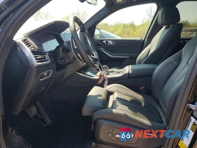 Zdjęcie 7 z 13 samochodu: 2019 BMW X5 XDRIVE40I VIN:5UXCR6C54KLL63690 - miniatura