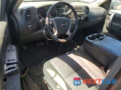 Zdjęcie 8 z 12 samochodu: 2013 GMC SIERRA C1500 SLE VIN:1GTN1VE03DZ205239 - miniatura