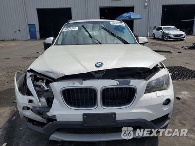 Piąte zdjęcie samochodu w środku: 2013 BMW X1 XDRIVE28I VIN:WBAVL1C55DVR81863 - miniatura