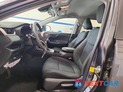 Zdjęcie 7 z 13 samochodu: 2021 TOYOTA RAV4 LE VIN:2T3F1RFV2MC170247 - miniatura