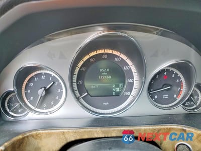 Zdjęcie 9 z 12 samochodu: 2011 MERCEDES-BENZ E 350 VIN:WDDHF5GB4BA426038 - miniatura