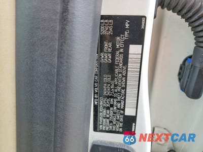 Zdjęcie 13 z 13 samochodu: 2013 VOLVO XC60 3.2 VIN:YV4952DLXD2418453 - miniatura