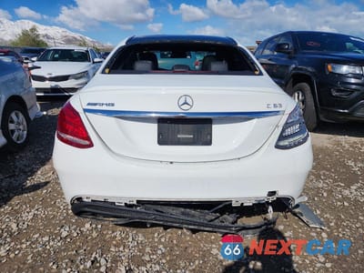 Zdjęcie 6 z 13 samochodu: 2017 MERCEDES-BENZ C 63 AMG VIN:55SWF8GB1HU199506 - miniatura