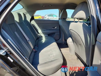 Zdjęcie 10 z 12 samochodu: 2023 HYUNDAI ELANTRA SEL VIN:KMHLS4AG8PU612262 - miniatura
