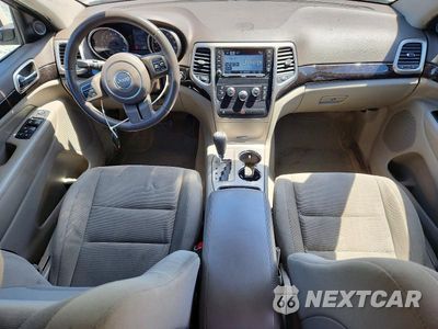 Zdjęcie 8 z 12 samochodu: 2012 JEEP GRAND CHEROKEE LAREDO VIN:1C4RJFAG2CC294099 - miniatura