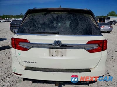 Zdjęcie 6 z 14 samochodu: 2019 HONDA ODYSSEY EXL VIN:5FNRL6H7XKB099515 - miniatura