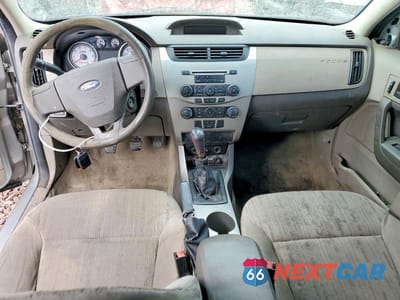 Zdjęcie 8 z 12 samochodu: 2009 FORD FOCUS SE VIN:1FAHP32N19W162812 - miniatura