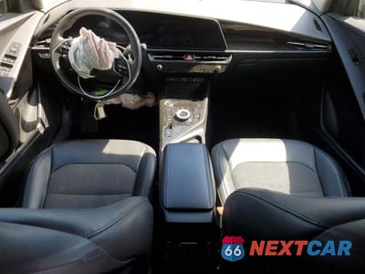Zdjęcie 8 z 12 samochodu: 2023 KIA NIRO WIND VIN:KNDCR3L17P5075204 - miniatura