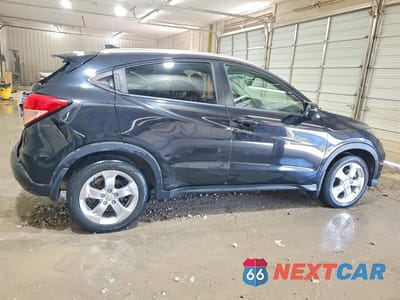 Trzecie zdjęcie samochodu z tyłu: 2016 HONDA HR-V EXL VIN:3CZRU6H7XGM701193 - miniatura