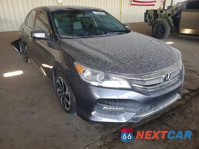 Czwarte zdjęcie samochodu z boku: 2017 HONDA ACCORD EXL VIN:1HGCR3F81HA034456 - miniatura