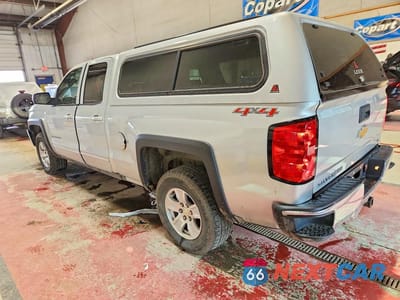 Drugie zdjęcie samochodu z przodu: 2016 CHEVROLET SILVERADO K1500 LT VIN:1GCVKREC6GZ328813 - miniatura