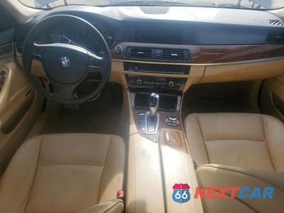 Zdjęcie 8 z 12 samochodu: 2013 BMW 528 I VIN:WBAXG5C52DDY37603 - miniatura