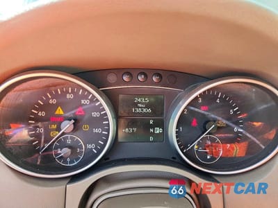 Zdjęcie 9 z 13 samochodu: 2009 MERCEDES-BENZ ML 350 VIN:4JGBB86E29A477066 - miniatura