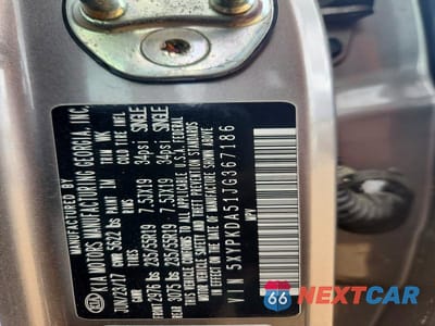 Zdjęcie 13 z 13 samochodu: 2018 KIA SORENTO SX V6 VIN:5XYPKDA51JG367186 - miniatura