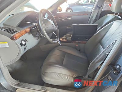Zdjęcie 7 z 12 samochodu: 2007 MERCEDES-BENZ S 550 VIN:WDDNG71X27A074343 - miniatura