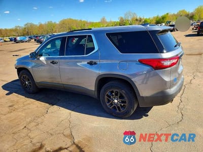 Drugie zdjęcie samochodu z przodu: 2018 CHEVROLET TRAVERSE LT VIN:1GNEVGKW1JJ177158 - miniatura