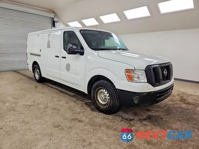 Czwarte zdjęcie samochodu z boku: 2017 NISSAN NV 1500 S VIN:1N6BF0KM6HN809358 - miniatura