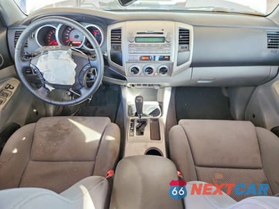 Zdjęcie 8 z 12 samochodu: 2010 TOYOTA TACOMA PRERUNNER V6 VIN:3TMJU4GN5AM106458 - miniatura