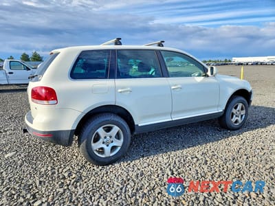 Trzecie zdjęcie samochodu z tyłu: 2004 VOLKSWAGEN TOUAREG 3.2 VIN:WVGBC67L24D016813 - miniatura