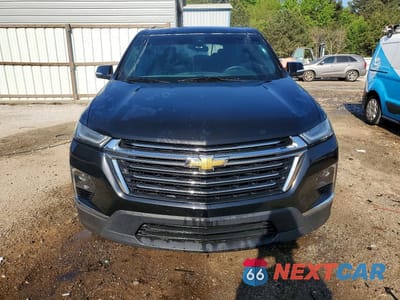 Piąte zdjęcie samochodu w środku: 2023 CHEVROLET TRAVERSE LT VIN:1GNERGKWXPJ165538 - miniatura